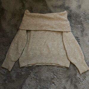 H&M Sweater